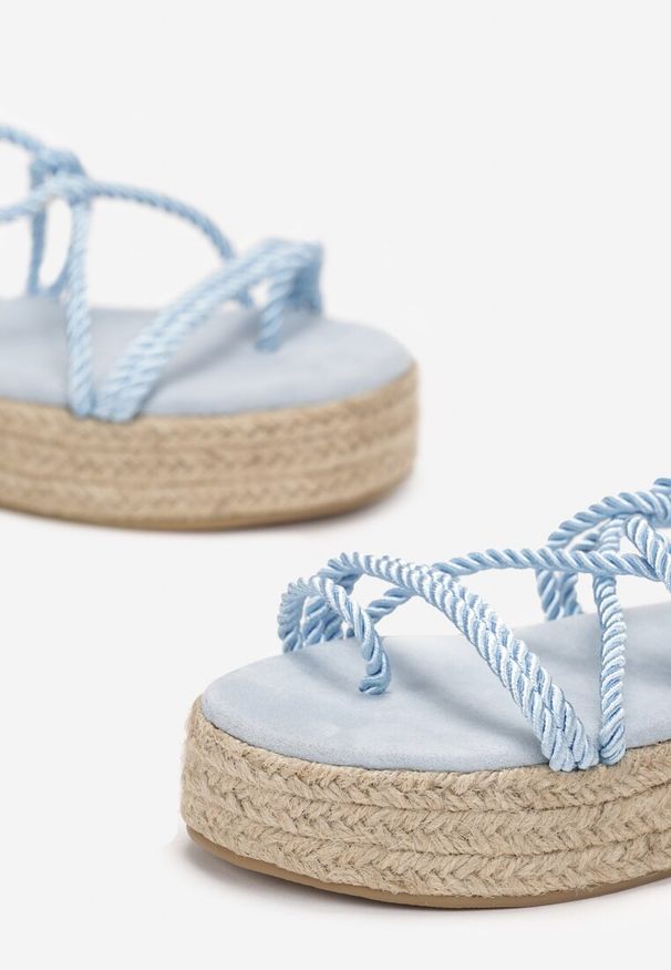 Born2be - Niebieskie Sandały na Plecionej Koturnie Lacee. Kolor: niebieski. Sezon: lato. Obcas: na koturnie