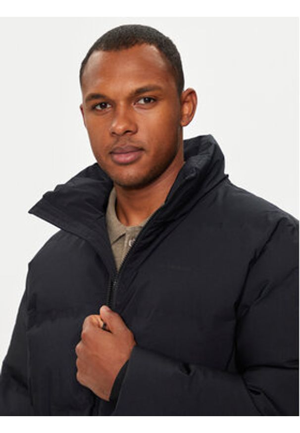 Lindbergh Kurtka zimowa 30-301121 Czarny Regular Fit. Kolor: czarny. Materiał: syntetyk. Sezon: zima