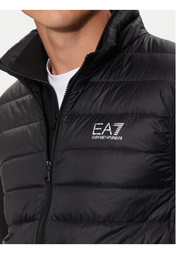 EA7 Emporio Armani Bezrękawnik 8NPQ06 PNGPZ 1200 Czarny Regular Fit. Kolor: czarny. Materiał: syntetyk. Długość rękawa: bez rękawów