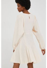 Answear Lab sukienka bawełniana kolor beżowy mini rozkloszowana. Kolor: beżowy. Materiał: bawełna. Typ sukienki: rozkloszowane. Styl: wakacyjny. Długość: mini #4