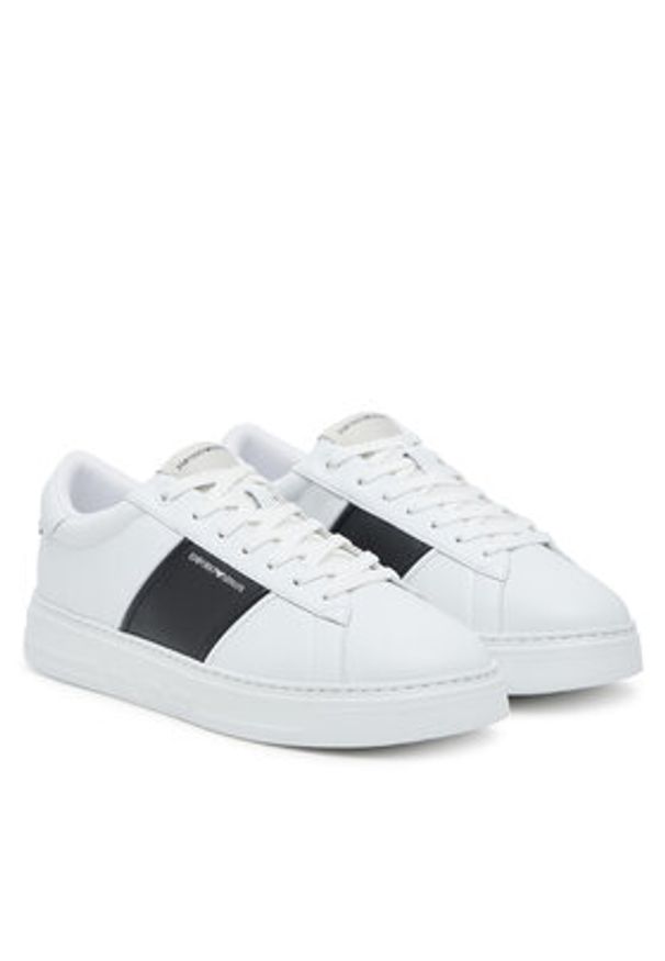 Emporio Armani Sneakersy EM003701 AF18017 MZ309 Biały. Kolor: biały. Materiał: skóra