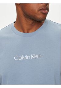 Calvin Klein T-Shirt Hero K10K111346 Niebieski Regular Fit. Kolor: niebieski. Materiał: bawełna #4