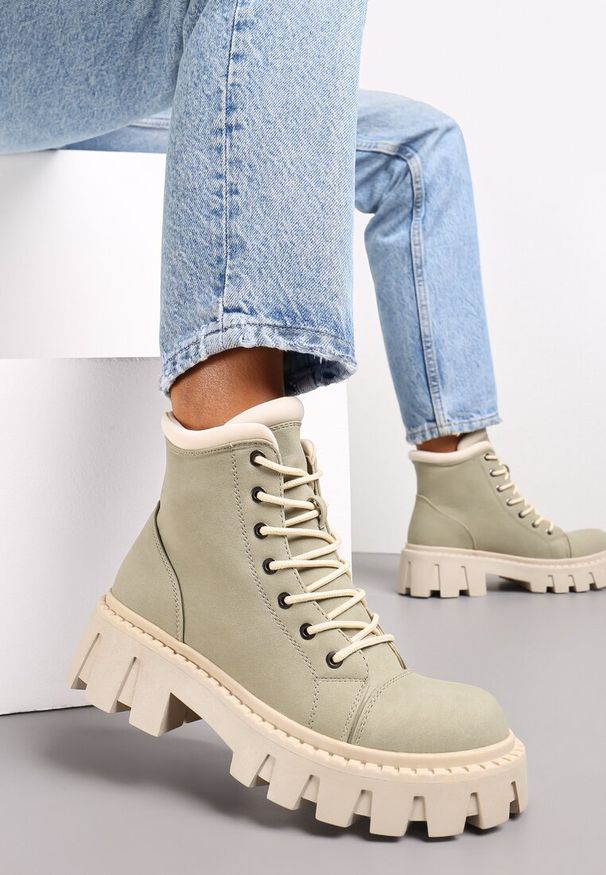 Renee - Zielone Wiązane Traperki na Grubej Podeszwie Marile. Kolor: zielony