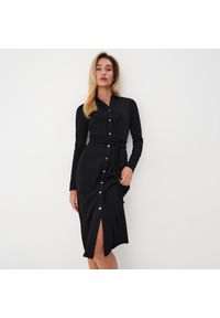 Mohito - Dzianinowa sukienka midi - Czarny. Kolor: czarny. Materiał: dzianina