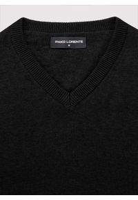 Pako Lorente - PAKO LORENTE - Czarny sweter męski v-neck. Kolor: czarny, niebieski. Materiał: bawełna. Sezon: jesień #8