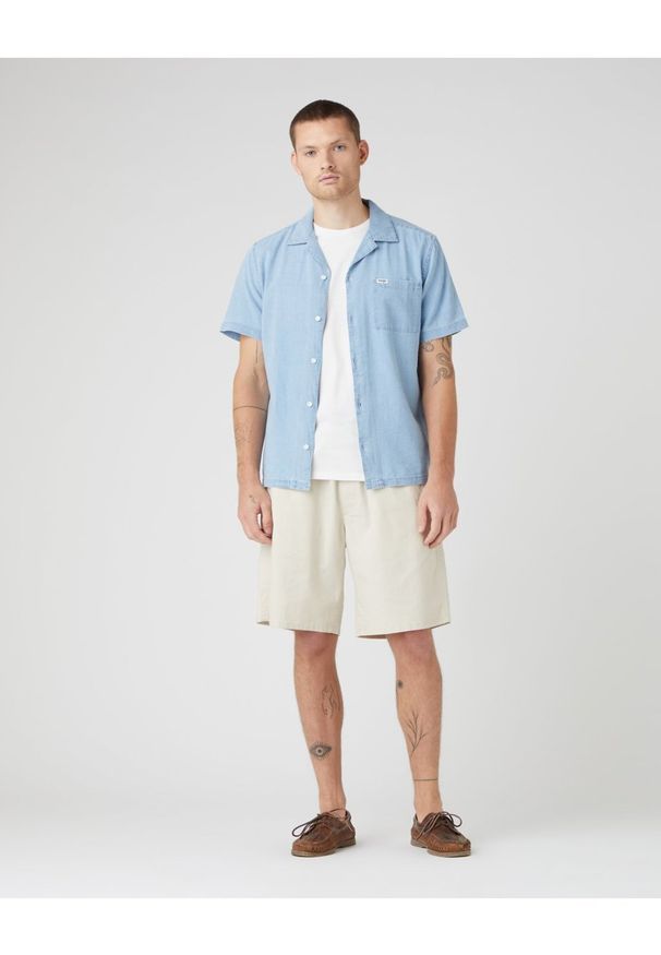 Wrangler - WRANGLER LS 1 PKT SHIRT MĘSKA KOSZULA JEANSOWA LIGHT INDIGO W5D6LOX4E 112146113. Materiał: jeans
