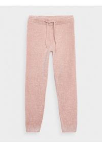 outhorn - Spodnie z dzianiny szenilowej damskie - różowe. Stan: podwyższony. Kolor: różowy. Materiał: dzianina #1