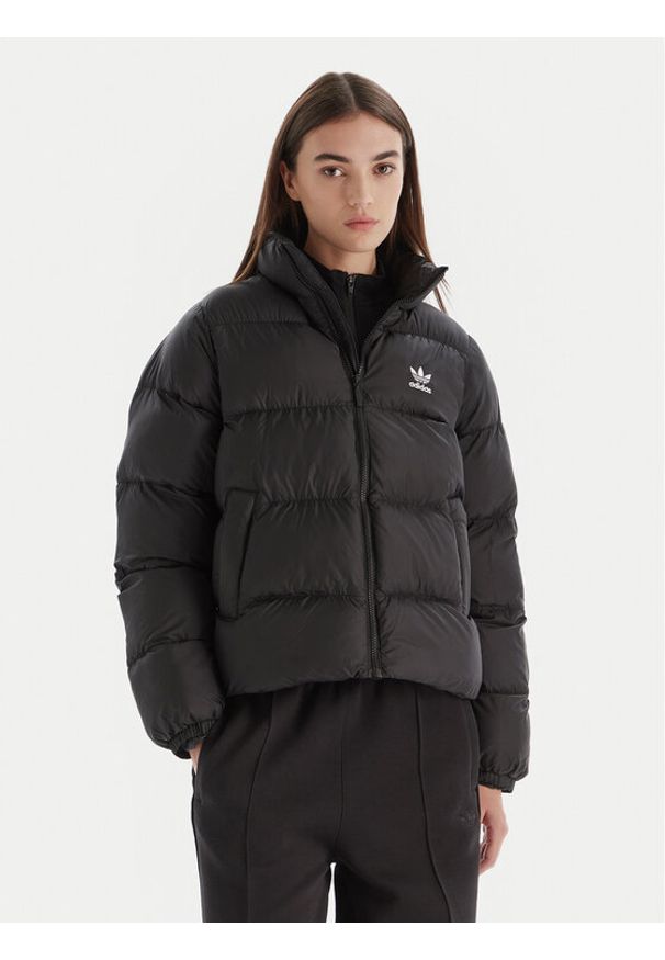 Adidas - adidas Kurtka zimowa adicolor JD0420 Czarny Regular Fit. Kolor: czarny. Materiał: syntetyk. Sezon: zima