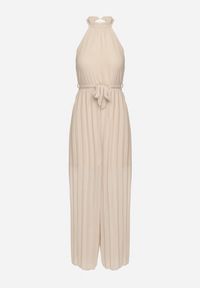 Born2be - Beżowy Taliowany Kombinezon z Dekoltem Typu Halter z Gumką w Pasie i Materiałowym Paskiem Xolefia. Okazja: na co dzień, na imprezę. Kolor: beżowy. Materiał: materiał. Styl: casual, elegancki #5