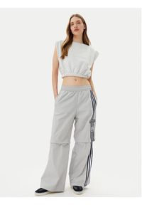 Adidas - adidas Spodnie dresowe Adibreak JJ3122 Szary Regular Fit. Kolor: szary. Materiał: syntetyk #5