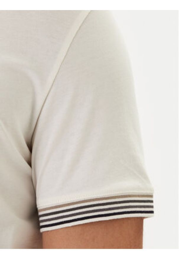 Armani Exchange T-Shirt XM002451 AF10356 U1074 Beżowy Regular Fit. Kolor: beżowy. Materiał: bawełna