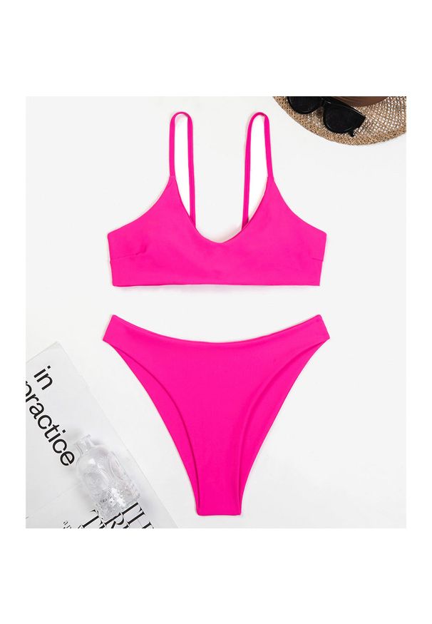 Intica - Bikini dwuczęściowe plażowe z wygodnym dopasowaniem Deni. Kolor: różowy. Materiał: materiał