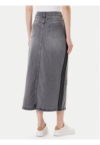 Adidas - adidas Spódnica jeansowa adicolor 3-Stripes JW2659 Szary Regular Fit. Kolor: szary. Materiał: bawełna #5