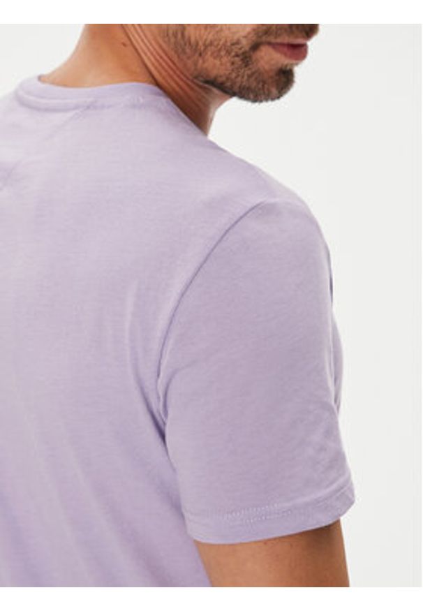 Tommy Jeans T-Shirt Jaspe DM0DM20363 Fioletowy Slim Fit. Kolor: fioletowy. Materiał: bawełna