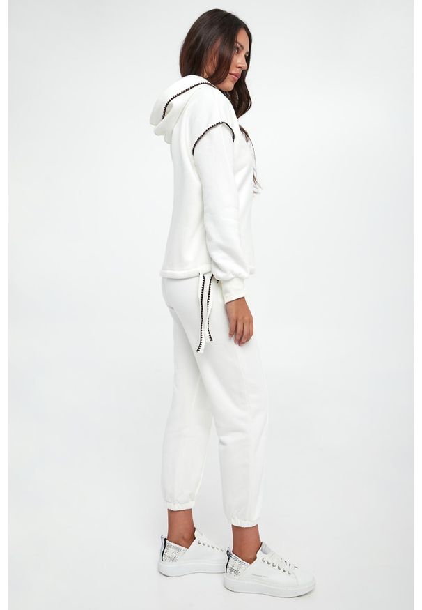 Twinset U&B - Dres damski TWINSET U&B. Materiał: dresówka