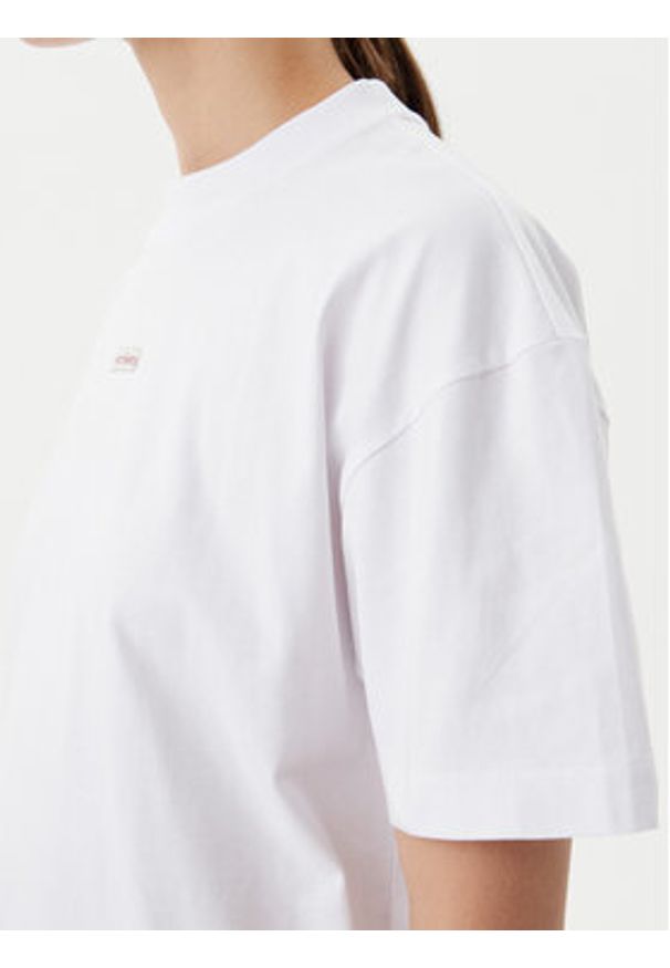 Calvin Klein Jeans T-Shirt Placed Institutional J20J225539 Biały Relaxed Fit. Kolor: biały. Materiał: bawełna