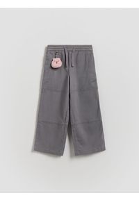 Reserved - GIRLS` TROUSERS & PENDANT - ciemnoszary. Kolor: szary. Materiał: bawełna, tkanina