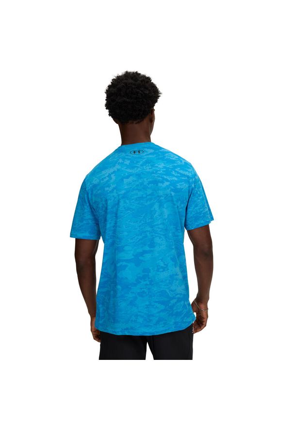 Koszulka Under Armour ABC Camo. Kolor: niebieski, czarny, wielokolorowy. Sport: fitness