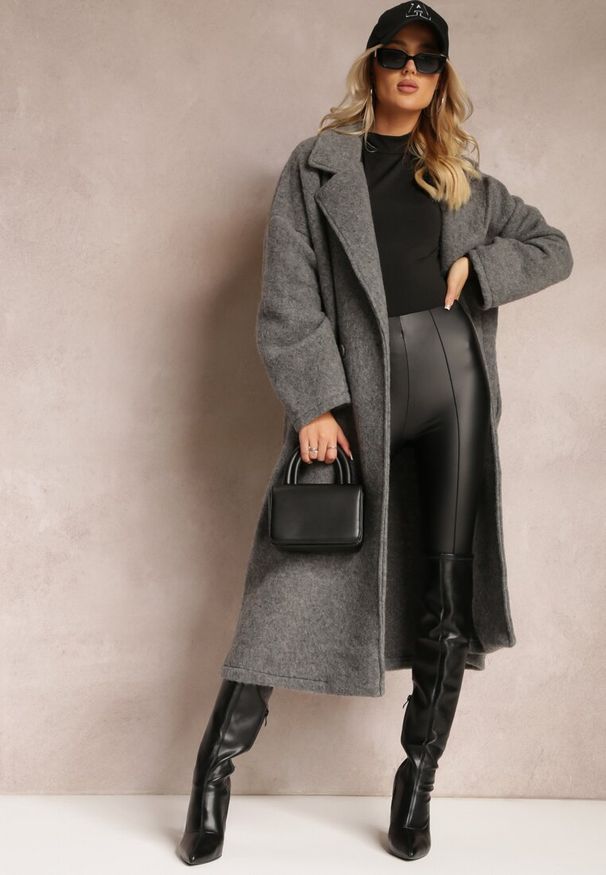 Renee - Ciemnoszary Długi Płaszcz Jednorzędowy o Kroju Oversize Vlekoma. Kolor: szary. Materiał: wełna, poliester. Długość: długie. Styl: elegancki