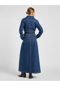 Lee - DAMSKA SUKIENKA JEANSOWA LEE MAXI DENIM UTILITY DRESS TIME OF OUR LIFE 112370993. Materiał: denim, jeans. Długość: maxi #2