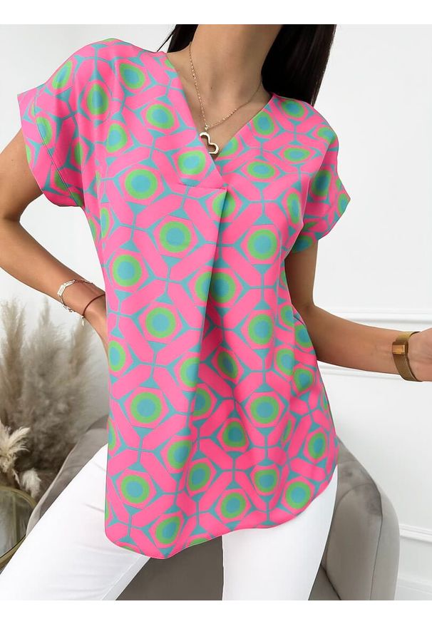 ModnaKiecka.pl - Różowo-Zielona Bluzeczka 9804-301. Okazja: do pracy, na co dzień. Kolor: wielokolorowy. Materiał: elastan, poliester. Długość rękawa: krótki rękaw. Długość: krótkie. Styl: casual, klasyczny