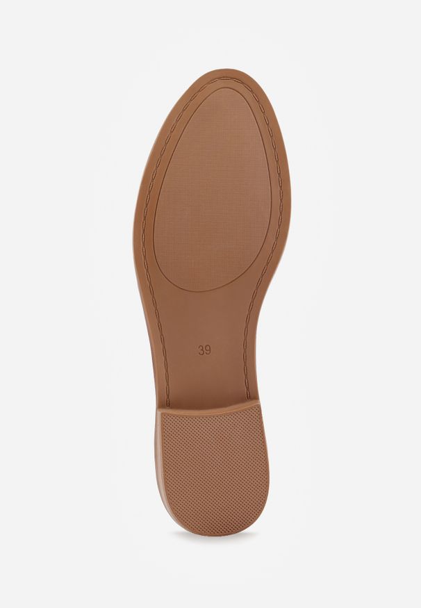 Renee - Niebieskie Mokasyny Vices z Wkładką ze Skóry Naturalnej Zdobione Łańcuszkiem Delariona. Okazja: na co dzień. Kolor: niebieski. Materiał: skóra. Szerokość cholewki: normalna. Wzór: aplikacja. Styl: klasyczny, casual