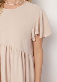 Born2be - Jasnobeżowa Sukienka o Rozkloszowanym Kroju z Wiskozą Filastia. Okazja: na co dzień. Typ kołnierza: dekolt w kształcie V. Kolor: beżowy. Materiał: wiskoza. Długość rękawa: krótki rękaw. Typ sukienki: rozkloszowane. Styl: klasyczny, casual, elegancki #3
