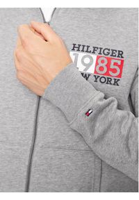 TOMMY HILFIGER - Tommy Hilfiger Bluza New York MW0MW32749 Szary Regular Fit. Kolor: szary. Materiał: syntetyk, bawełna