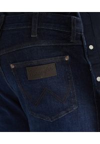 Wrangler - MESKIE SPODNIE WRANGLER LARSTON DEEP ABYSS 112377821 #5