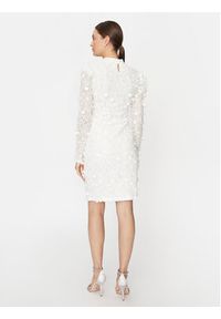 YAS Sukienka koktajlowa 26030914 Biały Slim Fit. Kolor: biały. Materiał: syntetyk. Styl: wizytowy