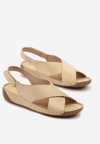 Born2be - Beżowe Sandały Vices z Przeszyciami Saroluna. Okazja: na co dzień. Zapięcie: rzepy. Kolor: beżowy. Styl: elegancki, casual #3