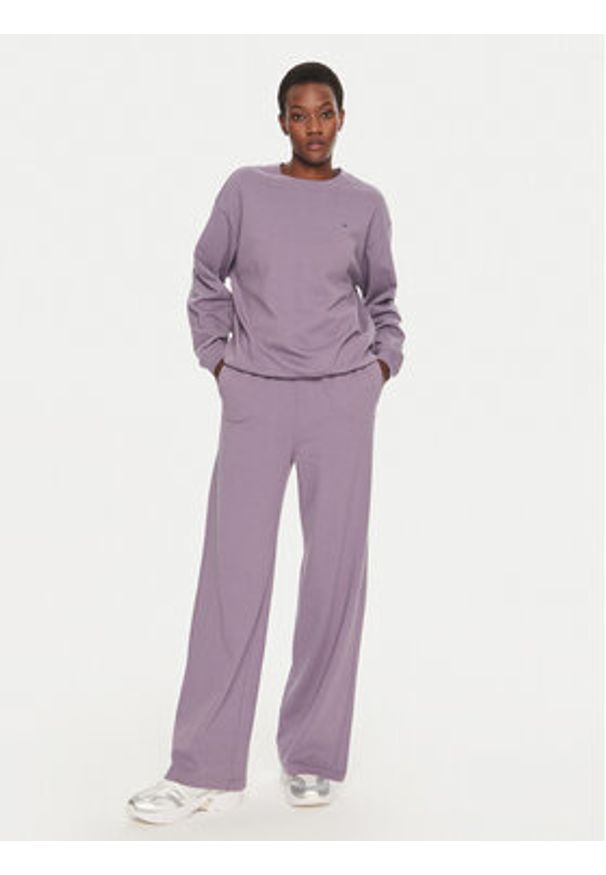 Champion Bluza 116254 Fioletowy Loose Fit. Kolor: fioletowy. Materiał: bawełna