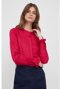 Mos Mosh koszula damska kolor fioletowy slim ze stójką. Typ kołnierza: kołnierzyk stójkowy. Kolor: różowy. Materiał: tkanina, bawełna, poliamid. Długość rękawa: długi rękaw. Długość: długie. Wzór: gładki #1