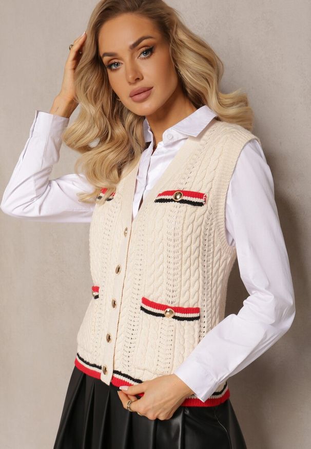 Renee - Beżowa Kamizelka z Grubo Plecionej Dzianiny Zapinana na Guziki Meliania. Kolor: beżowy. Materiał: dzianina. Wzór: kolorowy, aplikacja, ze splotem