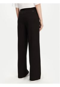 Calvin Klein Jeans Spodnie palazzo J20J225334 Czarny Wide Leg. Kolor: czarny. Materiał: wiskoza, syntetyk