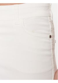 Olsen Spodnie materiałowe Mona 14000620 Biały Slim Fit. Kolor: biały. Materiał: bawełna