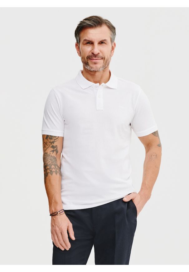 Pako Lorente - PAKO LORENTE – Gładki t-shirt polo w białym kolorze. Okazja: na co dzień. Typ kołnierza: polo. Kolor: biały, czarny, pomarańczowy. Materiał: bawełna. Wzór: gładki. Styl: casual