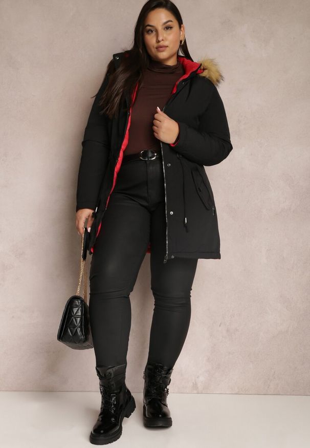Renee - Czarno-Czerwona Kurtka Parka Dwustronna Deyu. Okazja: na co dzień. Kolor: czarny. Materiał: jeans, futro, tkanina. Sezon: jesień, zima. Styl: elegancki, casual