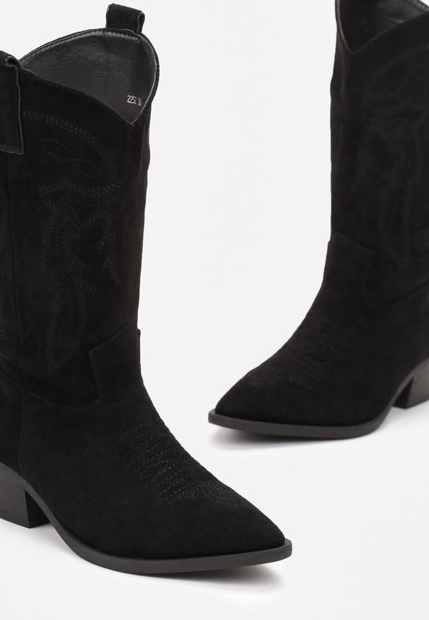Renee - Czarne Botki Kowbojki na Niskim Stożku z Haftem Gislle. Kolor: czarny. Wzór: haft. Obcas: na stożku. Styl: boho