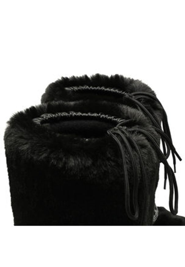 Love Moschino - LOVE MOSCHINO Śniegowce JA24222G0HJW0000 Czarny. Kolor: czarny. Materiał: skóra