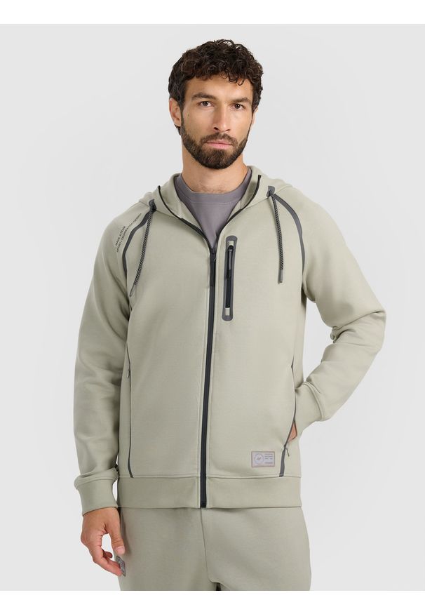 4f - 4F Bluza dresowa rozpinana z kapturem męska - oliwkowa XL. Okazja: na co dzień. Typ kołnierza: kaptur. Kolor: wielokolorowy, oliwkowy, brązowy. Materiał: dresówka. Wzór: nadruk. Styl: casual
