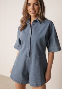 Born2be - Niebieski Krótki Kombinezon Jeansowy z Kołnierzykiem w Stylu Retro Aelixera. Okazja: na co dzień. Kolor: niebieski. Materiał: jeans. Długość: krótkie. Styl: retro #2