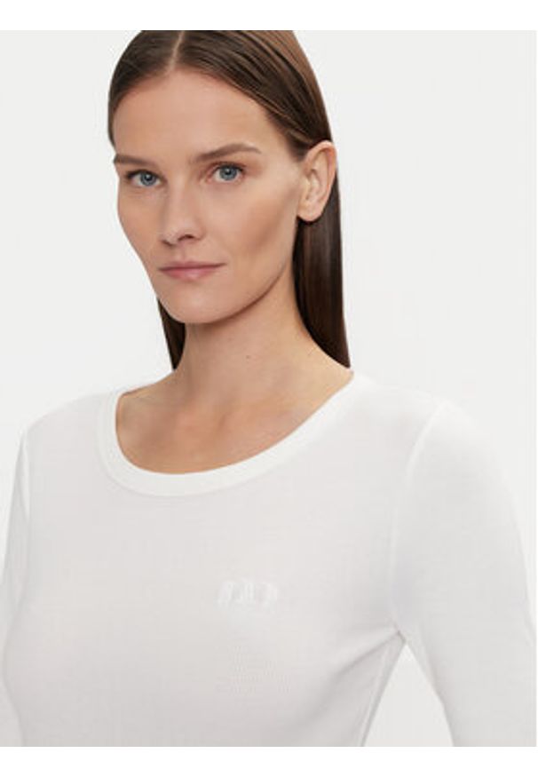 GAP - Gap Bluzka 542721-04 Biały Slim Fit. Kolor: biały. Materiał: bawełna