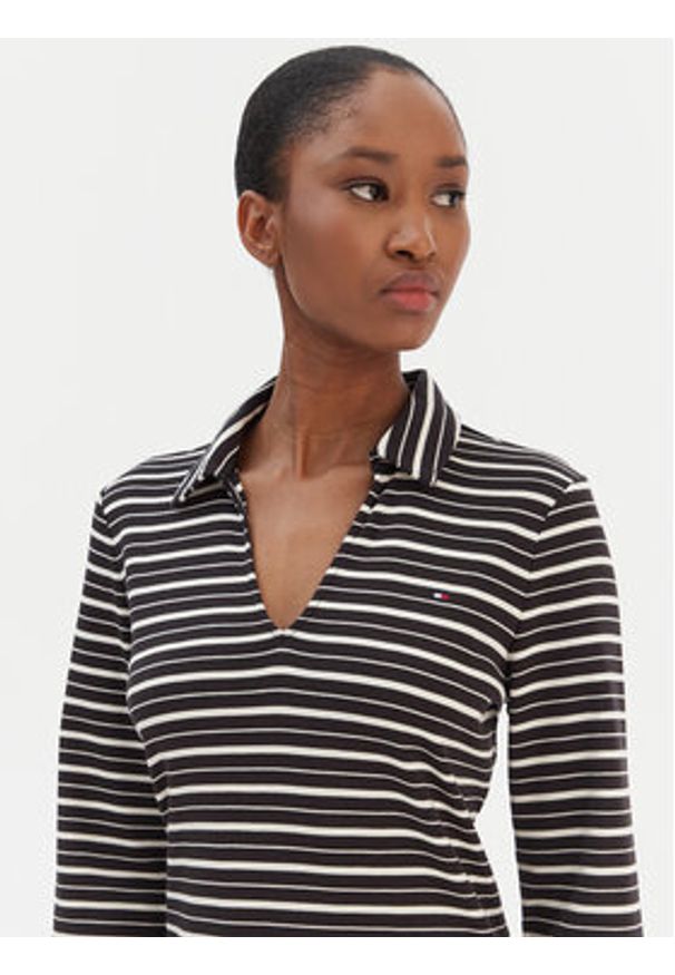 TOMMY HILFIGER - Tommy Hilfiger Sukienka codzienna Modern Cody WW0WW47868 Czarny Regular Fit. Okazja: na co dzień. Kolor: czarny. Materiał: bawełna. Typ sukienki: proste. Styl: casual
