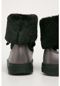 Pepe Jeans - Śniegowce dziecięce Brixton. Nosek buta: okrągły. Kolor: czarny. Materiał: materiał, syntetyk, skóra ekologiczna, guma, zamsz. Szerokość cholewki: normalna. Sezon: zima #3