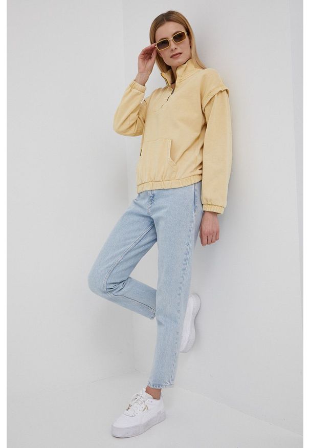 Roxy bluza damska kolor żółty gładka. Kolor: żółty. Materiał: dzianina. Długość: krótkie. Wzór: gładki