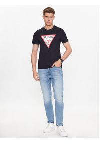 Guess T-Shirt M2YI71 I3Z14 Granatowy Slim Fit. Kolor: niebieski. Materiał: bawełna #2