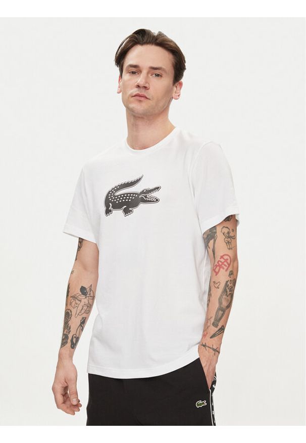 Lacoste T-Shirt TH2042 Biały Regular Fit. Kolor: biały. Materiał: syntetyk