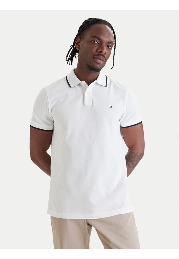 TOMMY HILFIGER - Tommy Hilfiger Polo Pique MW0MW42748 Biały Regular Fit. Typ kołnierza: polo. Kolor: biały. Materiał: bawełna