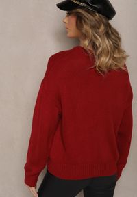 Renee - Bordowy Wiskozowy Sweter z Cekinami i Motywem Misia Nyrimi. Okazja: na co dzień. Kolor: czerwony. Materiał: wiskoza. Długość rękawa: długi rękaw. Długość: długie. Styl: casual #2